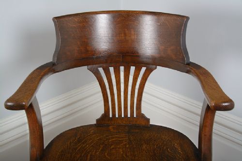 fig 2. Edwardian Oak Revolving Office Armchair (Circa 1900)
