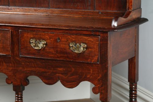 fig 5. George III Welsh Oak Potboard Dresser (Circa 1780)