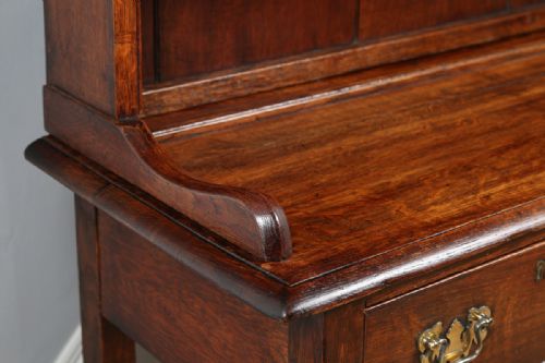 fig 3. George III Welsh Oak Potboard Dresser (Circa 1780)