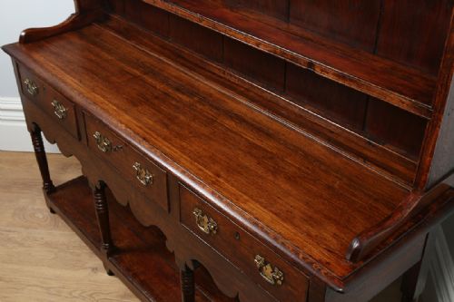 fig 2. George III Welsh Oak Potboard Dresser (Circa 1780)