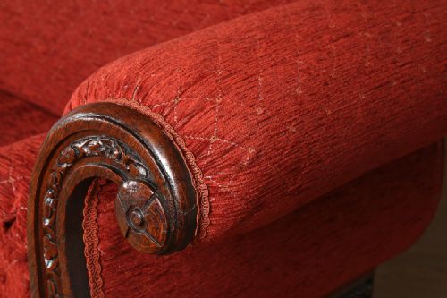 fig 6. Victorian Oak Upholstered Chaise Longue (Circa 1840)