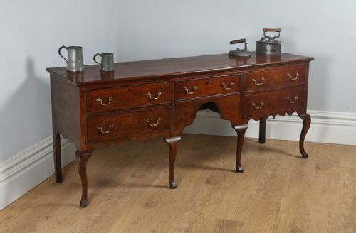 Georgian Oak Shropshire Low Dresser Sideboard Base (Circa 1780-1800)