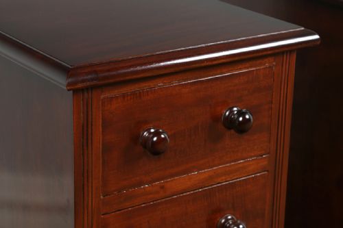 fig 4. Pair of Antique Victorian Mahogany Bedside Chests (Circa 1890)