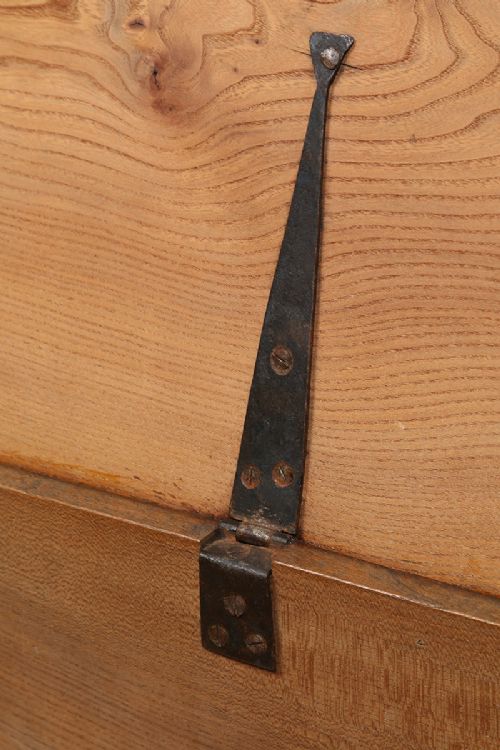 fig 8. Georgian Elm Six-Plank Coffer Chest Blanket Box Ottoman (Circa 1760)