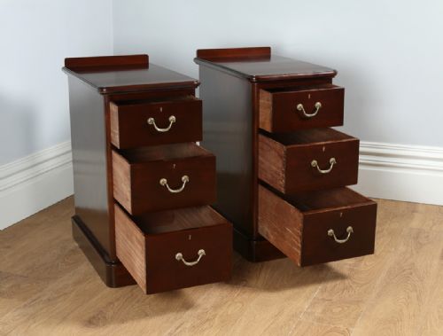 fig 6. Pair of Antique Victorian Mahogany Bedside Chests (Circa 1870)