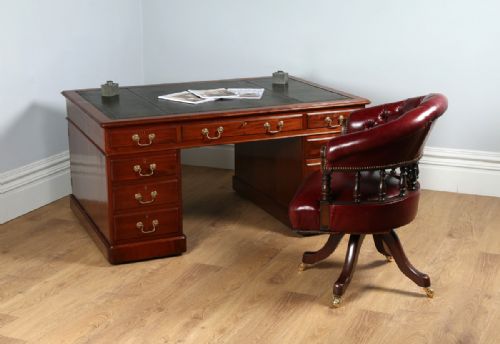Victorian 5ft Mahogany & Leather Double Sided Partners Pedestal Office Writing Desk (Circa 1860)