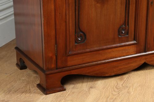 fig 3. Victorian Art Nouveau Mahogany Glass Display Bookcase Cabinet Cupboard by James Schoolbred & Co. (Circa 1890)