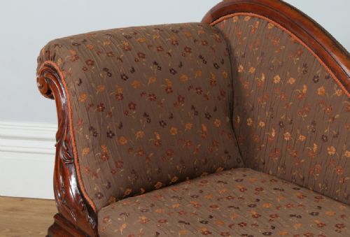 fig 3. Victorian Mahogany Brown Upholstered Chaise Longue Couch For Re-upholstery (Circa 1880)
