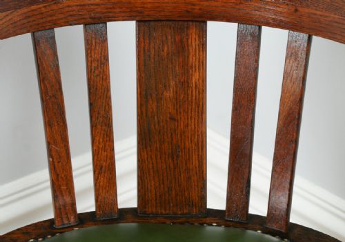 EDWARDIAN OAK GREEN LEATHER REVOLVING OFFICE DESK CHAIR BY WM RICHARDSON OF LEEDS BRADFORD CIRCA 1910 - ADDITIONAL PHOTO 3