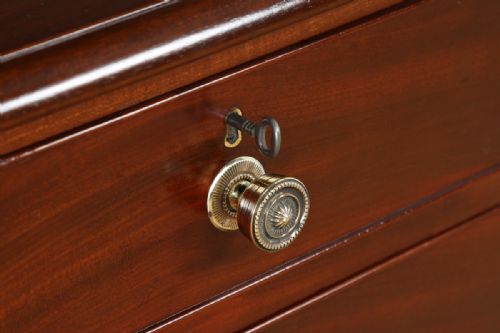 fig 5. Pair of Antique Victorian Mahogany Bedside Chests (Circa 1860)