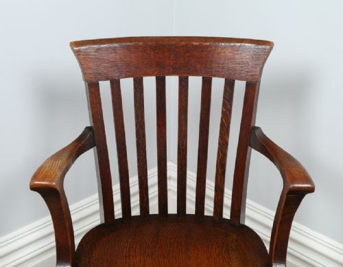 fig 2. Edwardian Oak Revolving Office Desk Library Chair (Circa 1910)