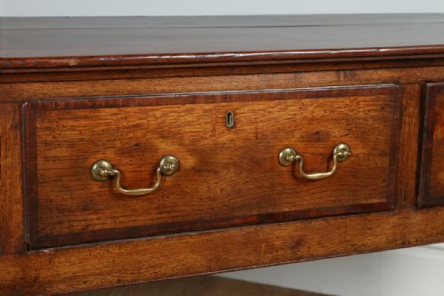 fig 5. George III Oak Shropshire Low Dresser Base Sideboard (Circa 1760 - 1780)