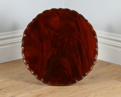 fig 3. Queen Anne Style Flame Mahogany Circular Centre Round Coffee Magazine Pie Crust Table (Circa 1920)