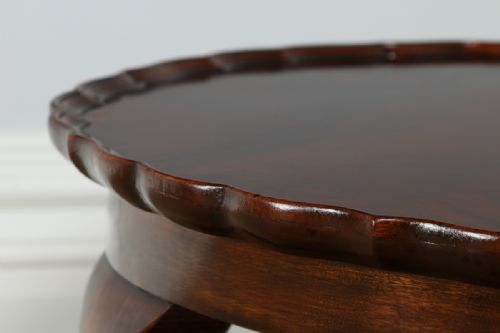 fig 7. Queen Anne Style Flame Mahogany Circular Centre Round Coffee Magazine Pie Crust Table (Circa 1920)