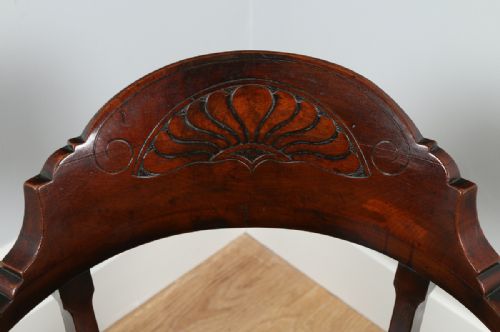 fig 2. Victorian Mahogany Revolving Office Desk Library Captains Chair (Circa 1890)