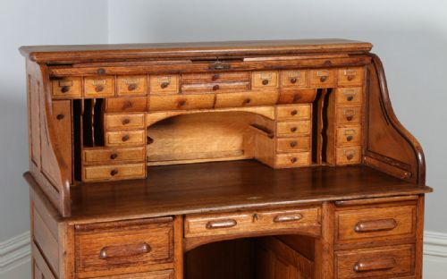 fig 5. Victorian 4ft 8” Oak Roll Top Pedestal Office Writing Desk (Circa 1890)
