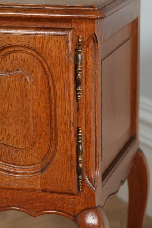 fig 4. Pair of French Louis XV1 Revival Oak Bedside Cupboards Cabinets Tables Night Lamp Stands