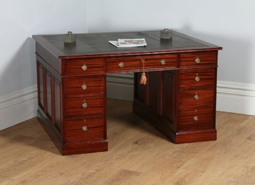 Edwardian 4ft 3" Mahogany & Green Leather Partners Pedestal Office Library Desk / Writing Table (Circa 1890 - 1910)