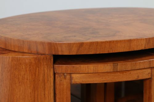 fig 3. Art Deco Set of Five 5 Quintetto Burr Walnut Oval Shaped Nest of Coffee Side Wine Lamp Tables (Circa 1930)