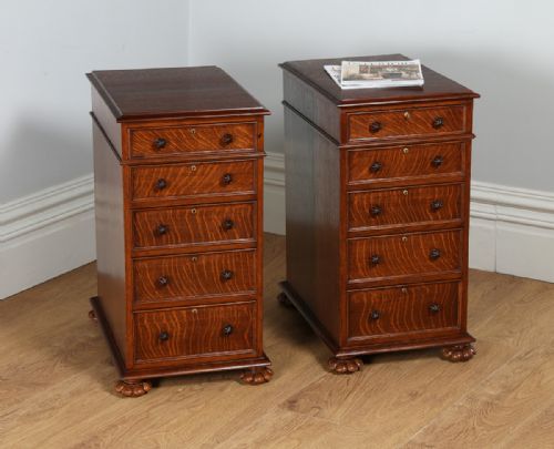 Pair of Antique Victorian Oak Bedside Chests / Pot Cupboards / Night Stands / Cabinets Cupboards / Lamp Tables (Circa 1850)