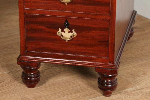 fig 7. William IV 4ft Cuban Mahogany Partners Pedestal Office Library Green Leather Writing Table Desk (Circa 1830)