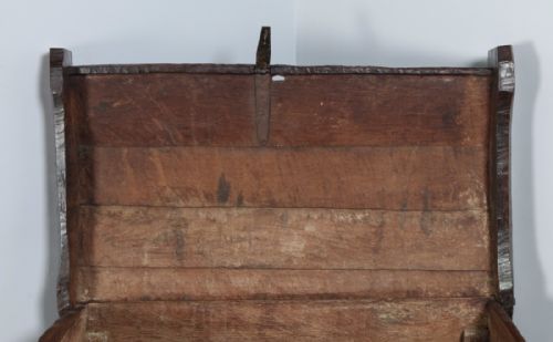 fig 6. Antique English Tudor Elizabethan Oak Meal Ark Coffer Clamp Chest Trunk (Circa 16th Century)