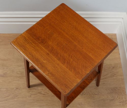 fig 6. Antique English Arts & Crafts Oak Occasional Square Lamp Side Table (Circa 1910)