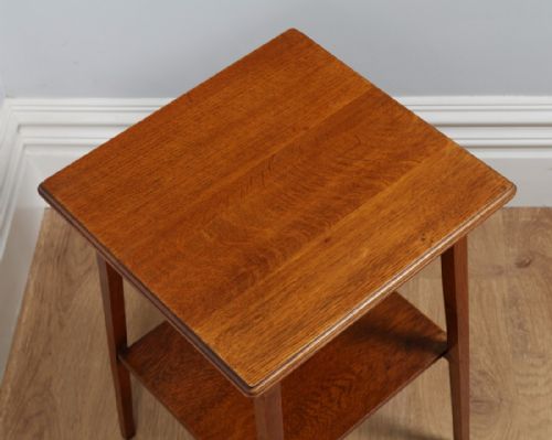 fig 7. Antique English Arts & Crafts Oak Occasional Square Lamp Side Table (Circa 1910)