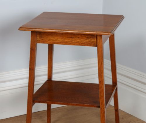 fig 8. Antique English Arts & Crafts Oak Occasional Square Lamp Side Table (Circa 1910)