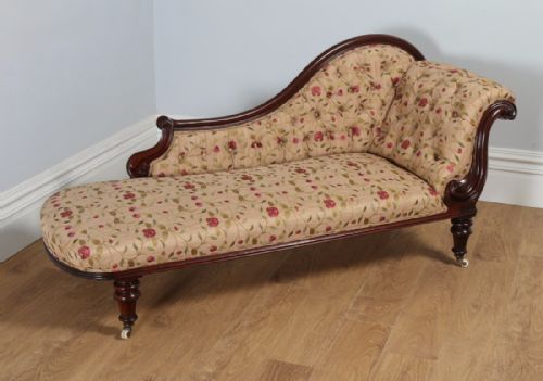 Antique Victorian Mahogany Upholstered Floral Embroidered Chaise Longue Settee Couch Sofa (Circa 1850)