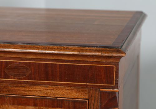 fig 2. Antique English Georgian Oak & Mahogany Inlaid Chest of Drawers (Circa 1800)