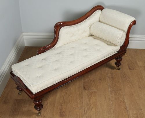 fig 1. Antique Victorian Mahogany Upholstered Cream & Pale Gold Chaise Longue Settee Couch Sofa (Circa 1860)