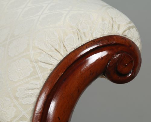 fig 5. Antique Victorian Mahogany Upholstered Cream & Pale Gold Chaise Longue Settee Couch Sofa (Circa 1860)