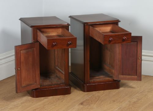 fig 6. Pair of Antique Victorian Flame Mahogany Bedside Chests Pot Cupboards Night Stands Cabinets (Circa 1870)