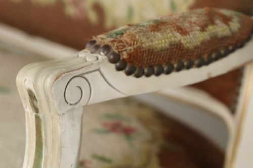 fig 4. French Louis XV Style Painted Gilt Shabby Chic Carved Upholstered Tapestry Sofa Couch Settee (Circa 1910)