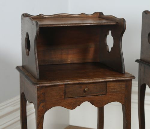 fig 2. Antique Pair of French Louis XV Style Chestnut Bedsides Cabinets (Circa 1920)
