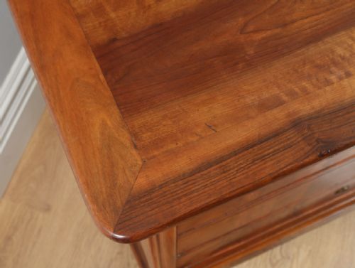 fig 2. Antique French Louis Philippe Flame Mahogany & Walnut Bedroom Chest of Drawers (Circa 1850)