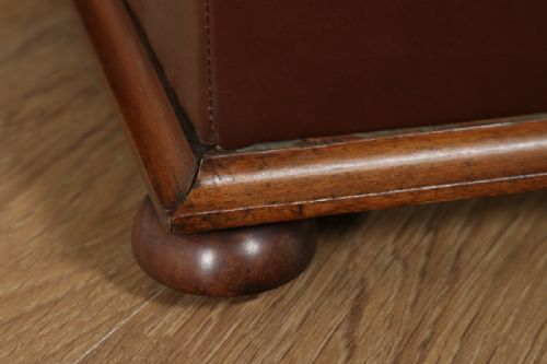fig 3. Antique English Victorian Mahogany & Brown Leather Buttoned Ottoman Sool (Circa 1870)
