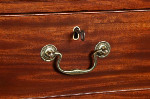 fig 4. Antique English Georgian Mahogany Tallboy Chest on Chest of Drawers (Circa 1780)