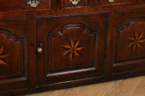 fig 3. Antique Welsh Machynlleth Georgian Low Dresser Base Sideboard (Circa 1740)
