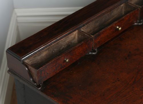 fig 7. Antique Welsh Machynlleth Georgian Low Dresser Base Sideboard (Circa 1740)