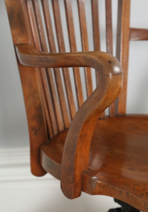 fig 6. Antique Edwardian Oak & Birch Revolving Swivel Captain’s Office Desk Armchair (Circa 1900)