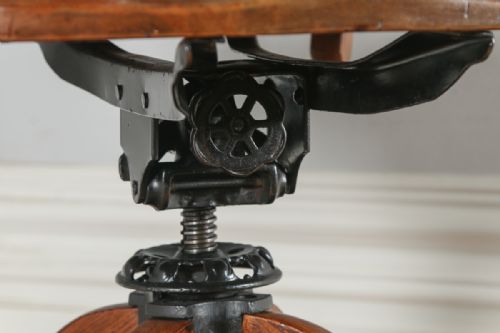 fig 9. Antique Edwardian Oak & Birch Revolving Swivel Captain’s Office Desk Armchair (Circa 1900)