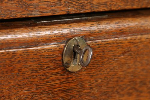 fig 7. Antique Georgian Style Oak Joined High Dresser Base Sideboard & Rack (Circa 1880)