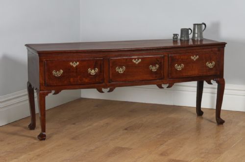 Antique Georgian Oak Shropshire Joined Low Dresser Base Sideboard (Circa 1770)