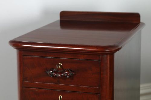 fig 6. Antique Pair of English Victorian Flame Mahogany Bedside Chests Tables Night Stands (Circa 1860)