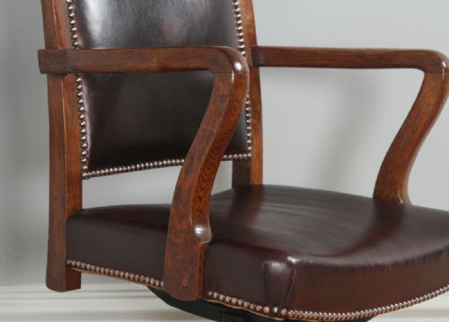 fig 9. Antique English Edwardian Oak and Red Leather Revolving Office Desk Armchair (Circa 1920)