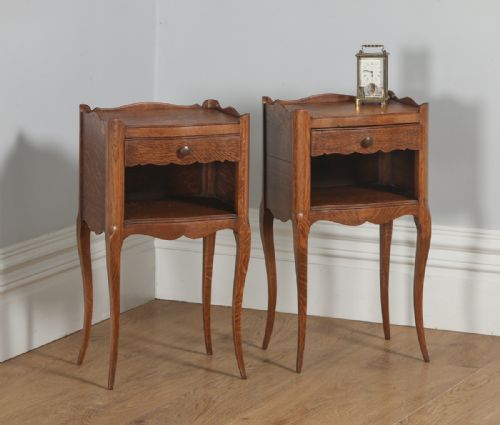 Antique Pair of French Louis XVI Style Oak Serpentine Bedsides / Nightstands (Circa 1920)