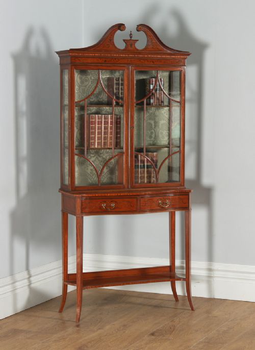 Antique Georgian Sheraton Style Marquetry Inlaid Satinwood & Mahogany Serpentine Glass Display Cabinet on Stand Attributable to Edwards & Roberts (Circa 1890)