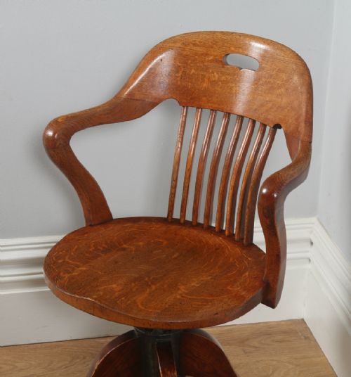 fig 4. Antique Edwardian Oak Revolving Swivel Office Desk Arm Chair (Circa 1900)